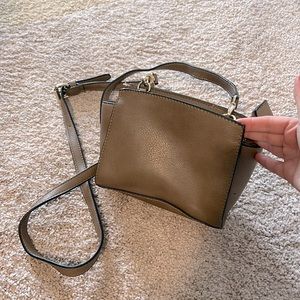 Simply Noelle crossbody purse